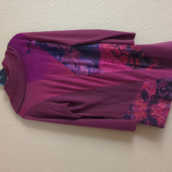 Tunic - Picture 4 of 6